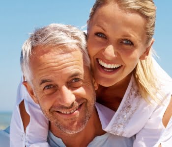 quality pair of complete dentures